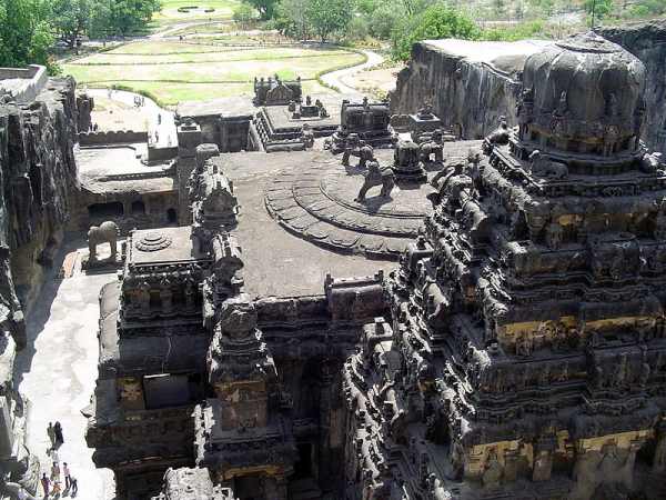 Kailasha_temple_at_ellora