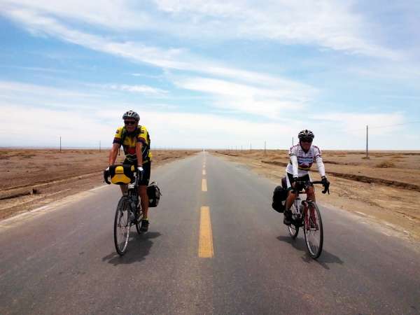 Keat and Phillip tear up the desert