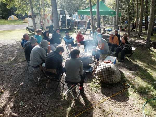 Blog - Riders wait eagerly for some fantastic BBQ ribs.