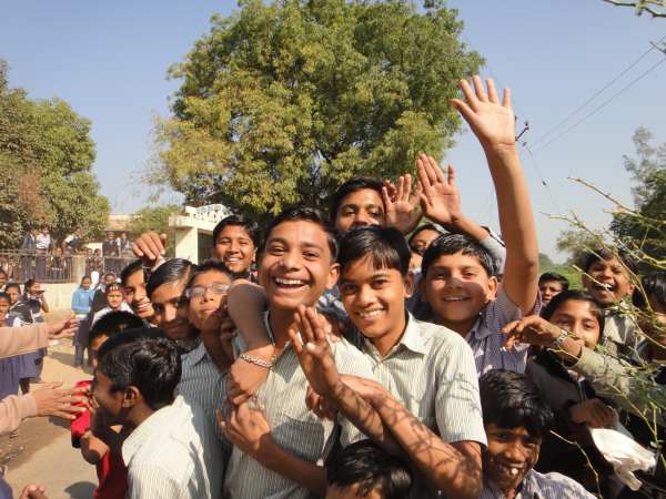 SmilingSchoolKidsNrHimatnagar