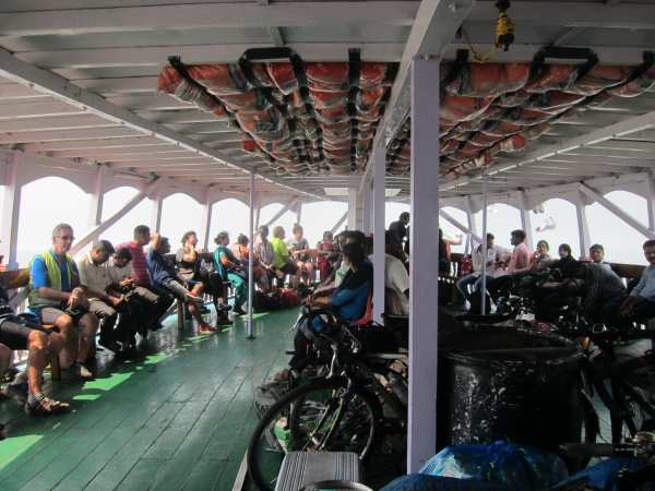 ferry to mumbay