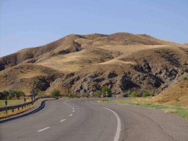 Twisting scenic roads towards Tabriz, Iran