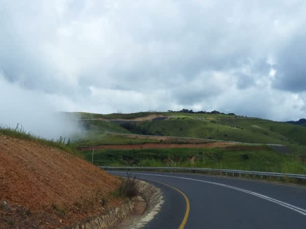 A-brilliantly-engineered-road-that-was-a-perilous-strip-of-dirt-three-years-ago-600x450