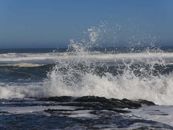 Waves crash in to the shoreline on Chile's Pacific Coast-2