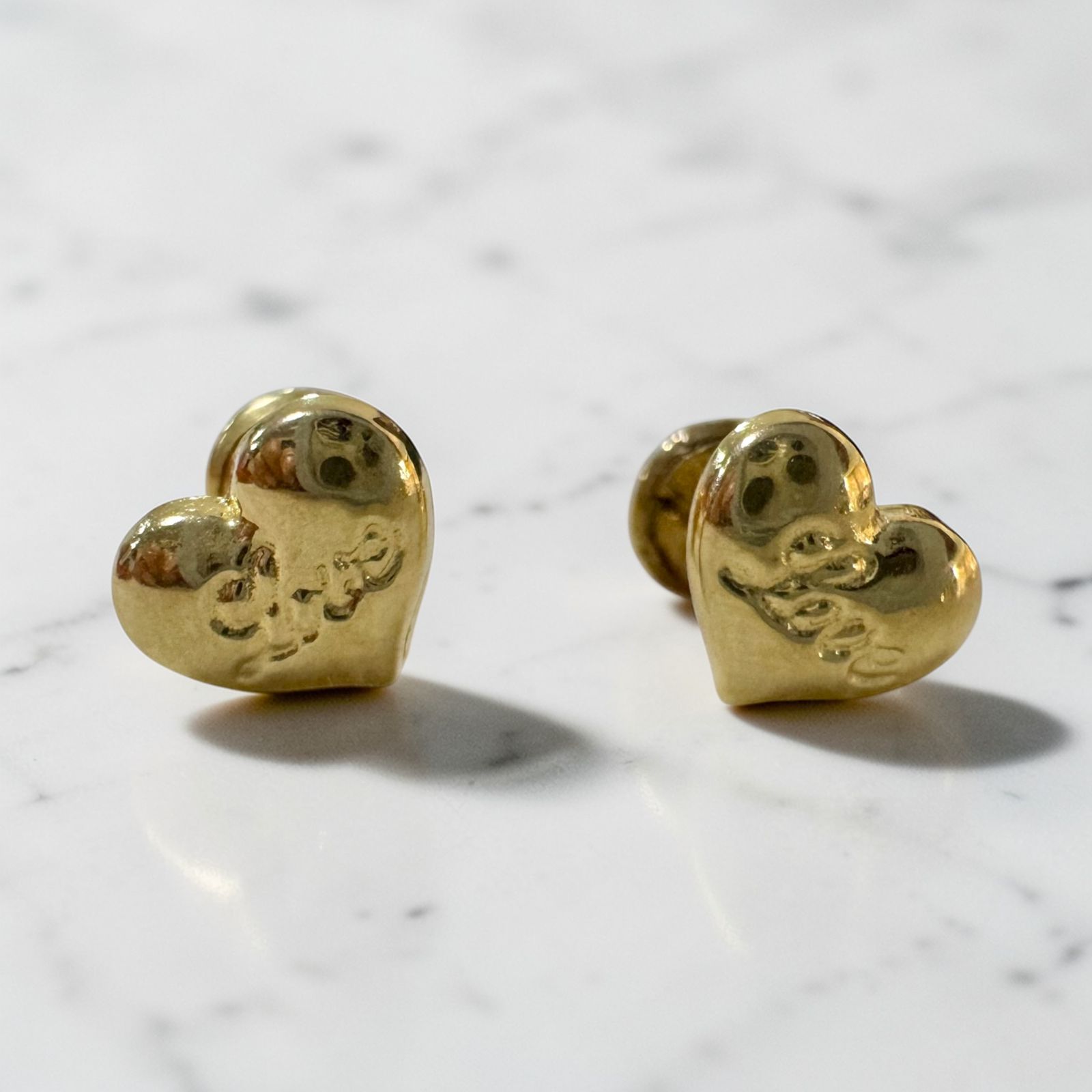 TOPO ROSCA ORO18K/CORAZON LOVE