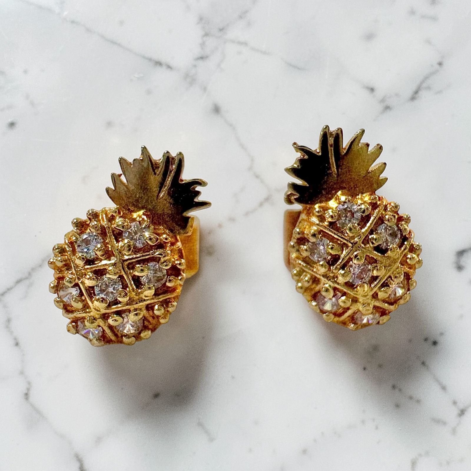 TOPO MARIPOSA ORO18K/PIÑAS