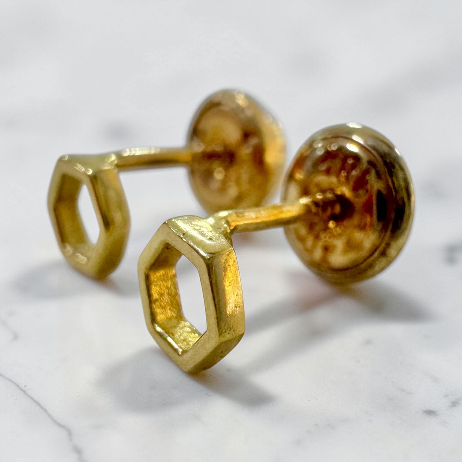 TOPO ROSCA ORO18K/EXAGONOS