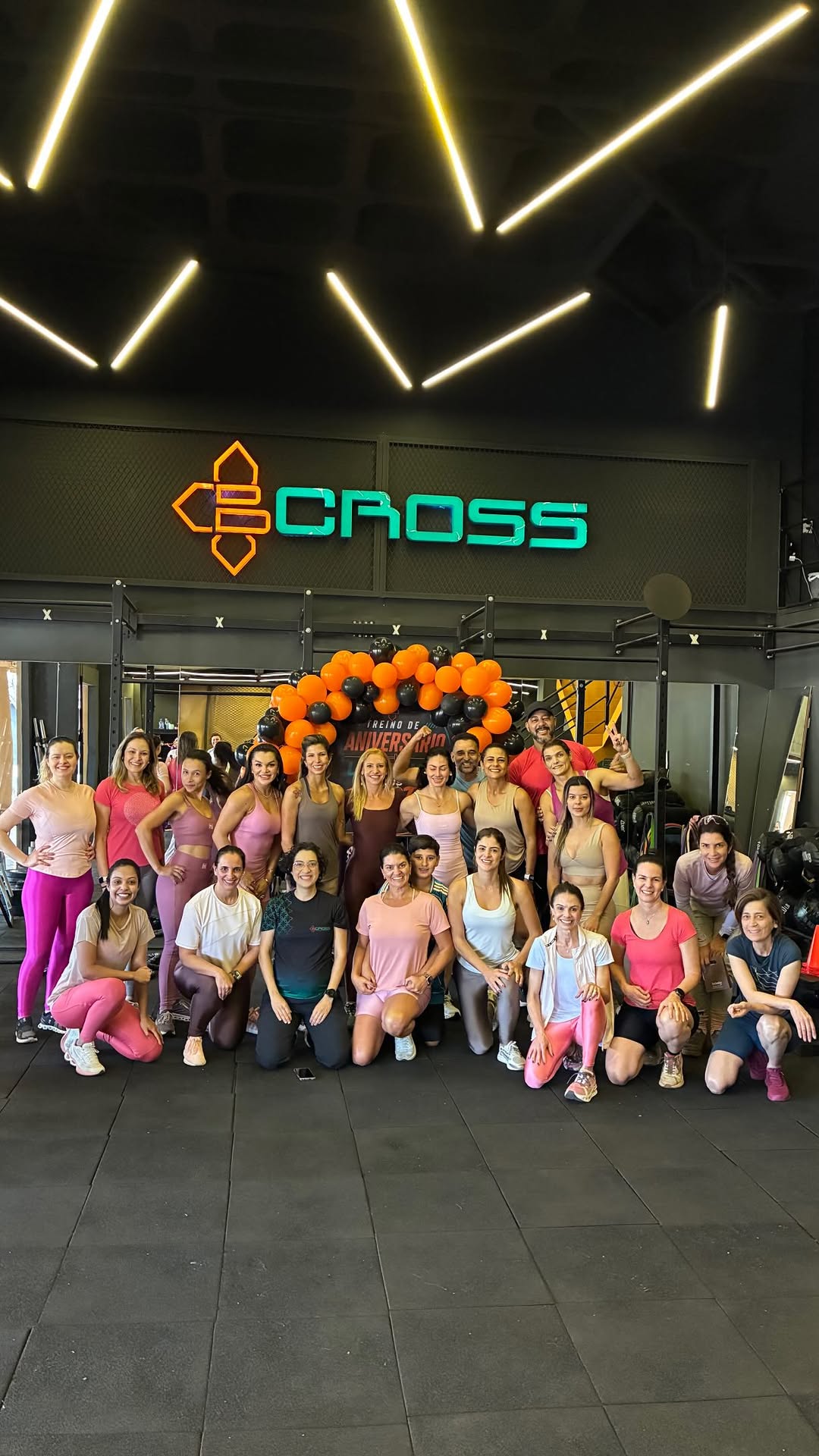 🎉 SEU ANIVERSÁRIO. SEU TREINO. SUA GALERA. NA BCROSS! 🧡🔥
