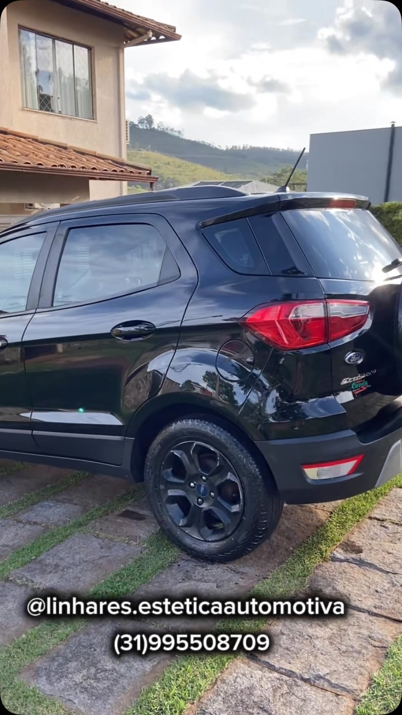 🚘🖤 Hoje foi dia de cuidado com esse Ford EcoSport preto!

