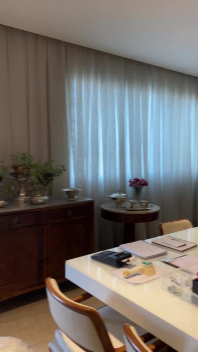 Se você precisa lavar suas cortinas, podemos lhe ajudar! Somos especialistas em lavagem de cortinas e persianas. 31 99683-8196