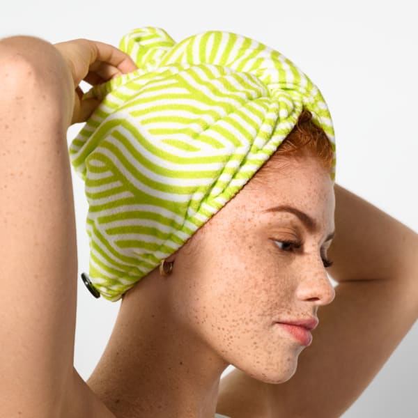 DevaCurl DevaTwist Microfiber Towel Wrap DevaCurl DevaTwist Microfiber Towel Wrap