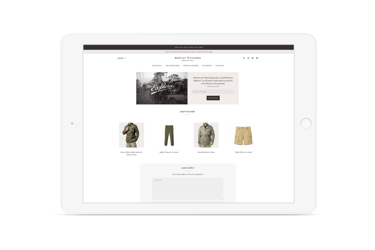 Shop Products Mock up in eCommerce blog