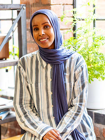 Zeinab Anshur