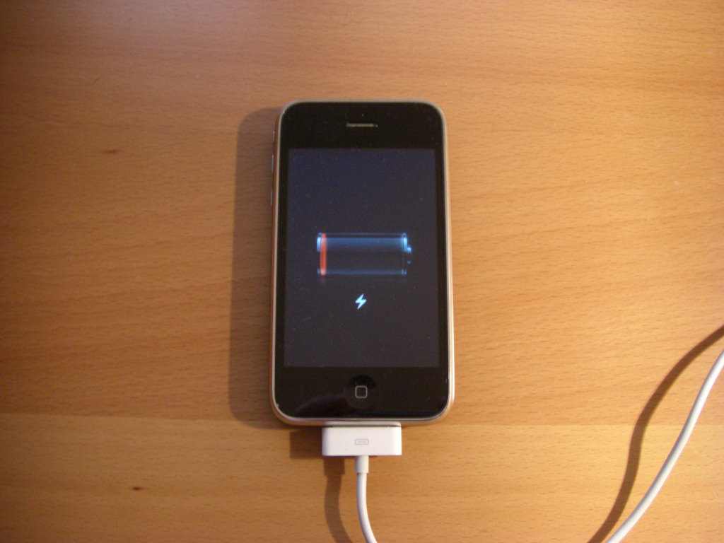 How To Keep iPhone Battery Healthy? - Developing Daily