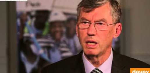 'Never give away control' to the private sector, expert tells resource-rich nations