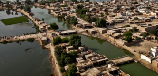 Pakistan Leaders Outline Priorities for Aid and Investments After Recent Floods