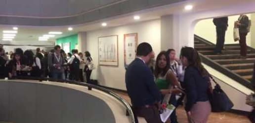 5 tips to conquer a large industry conference