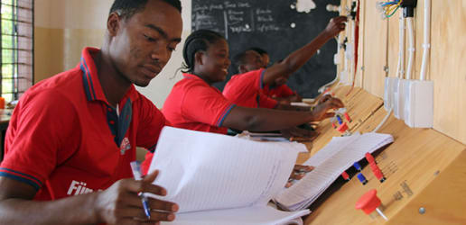 How to manage a Payment by Results contract