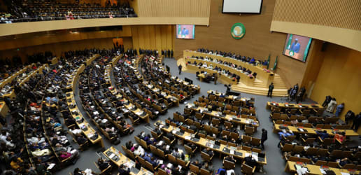 AU summit opens with focus on peace and migration