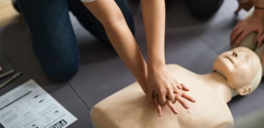 In India, first-aid training for bystanders attempts to fill emergency care gap