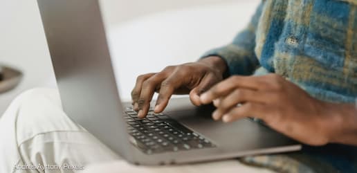 10 resolutions to kick-start your job search in the new year