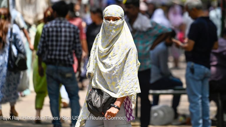 Experts warn of spike in heat deaths as countries backpedal on climate