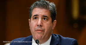 Senators slam Trump official over expired food aid