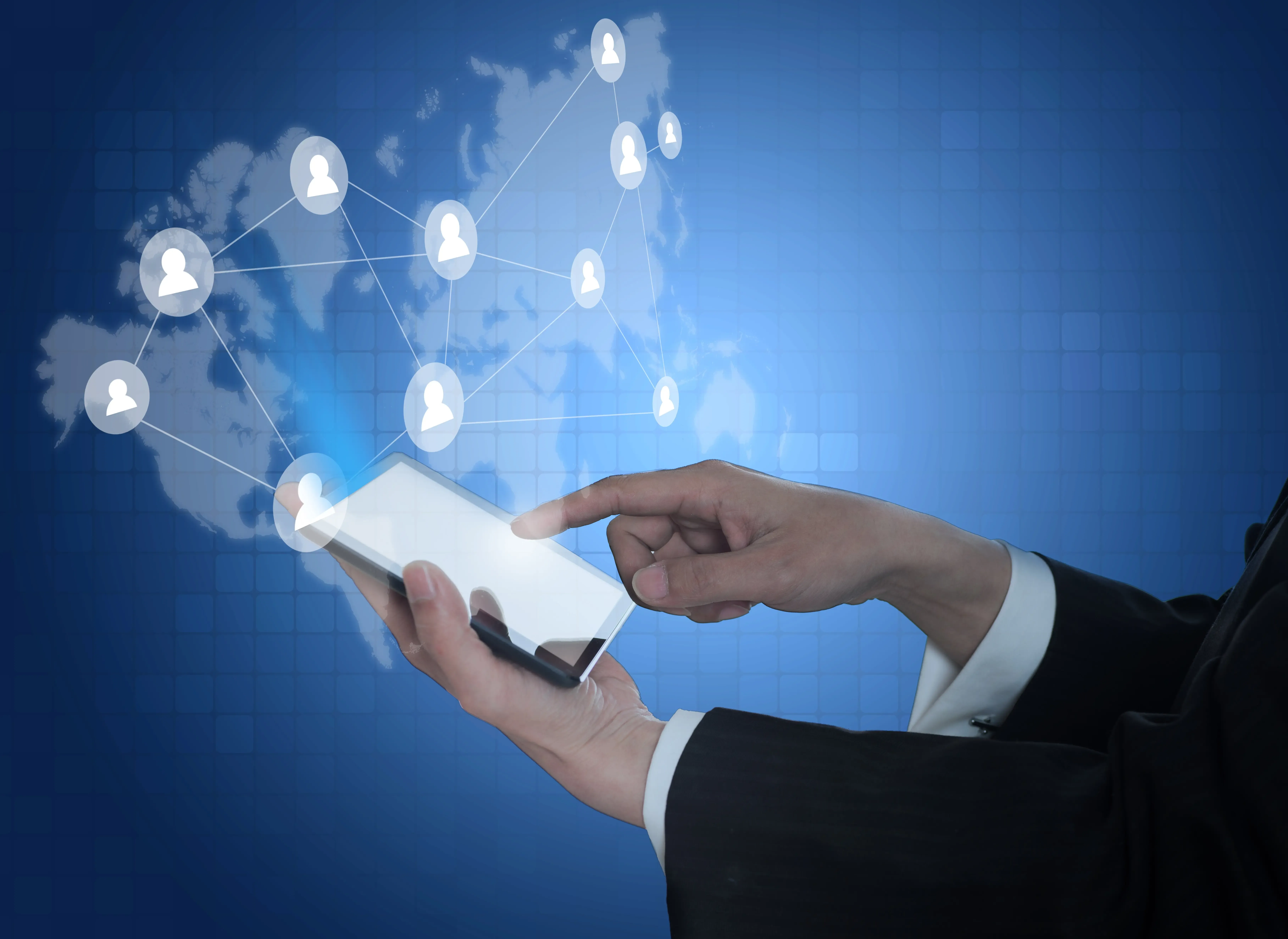 How Industrial Companies Can Use LinkedIn for High-Ticket Lead Generation