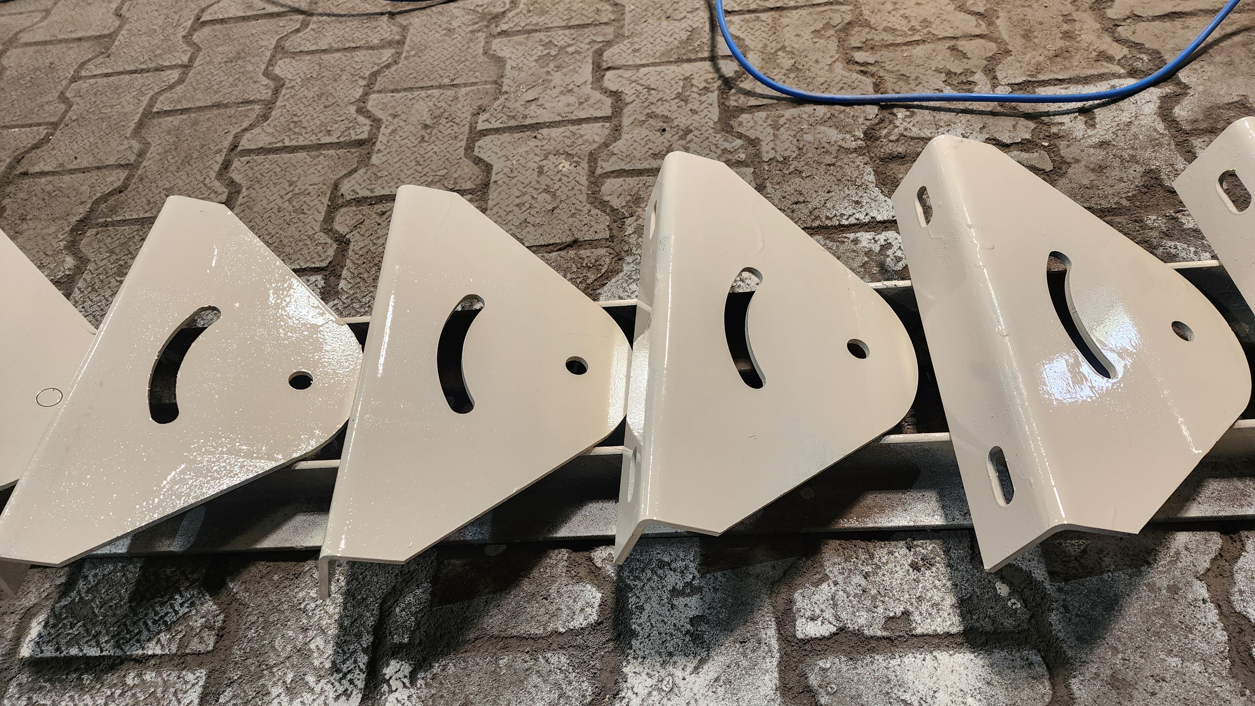 return roller bracket Thumbnail