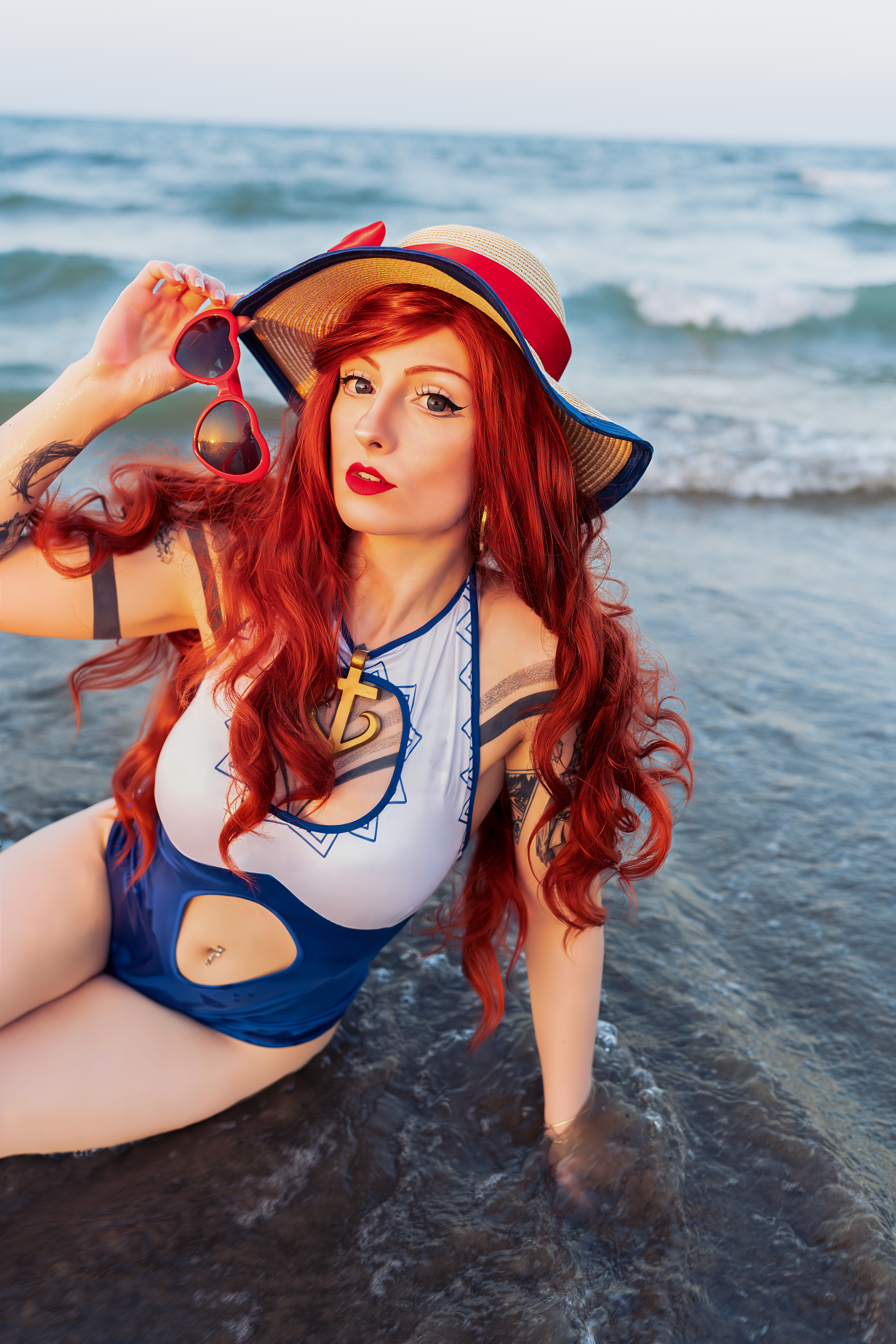Ahri Bunny suit cosplay