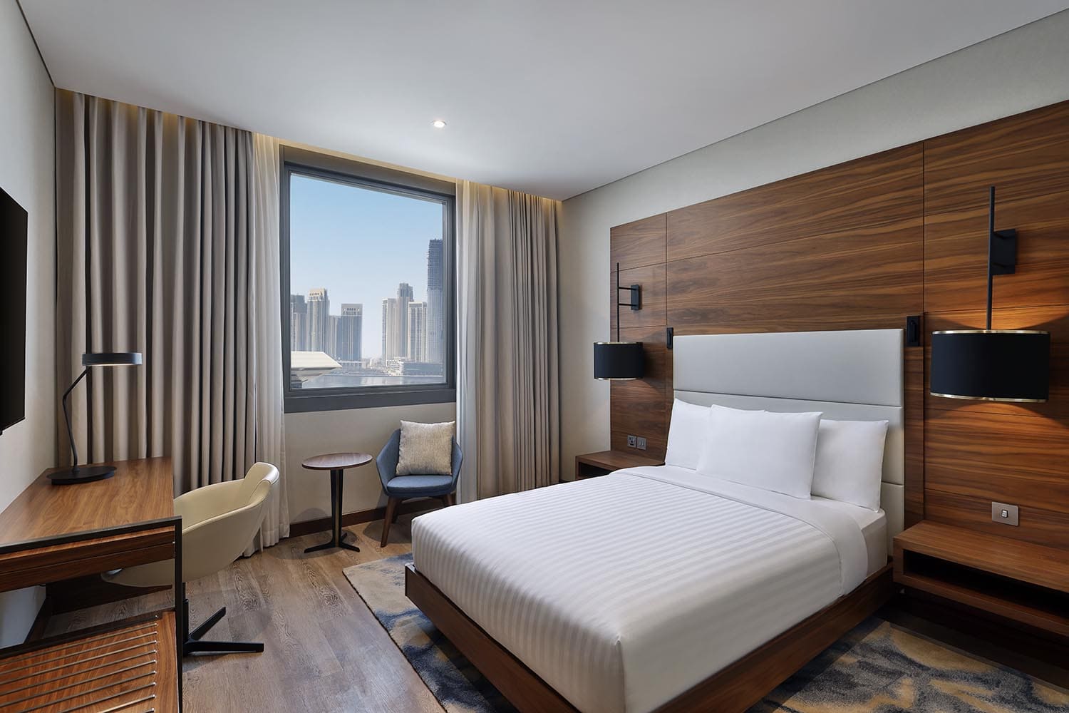 Single bed guestroom