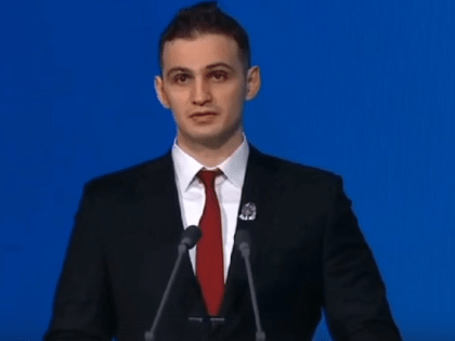 Владимир Путин вручил премию для молодых ученых Георгию Гогаеву