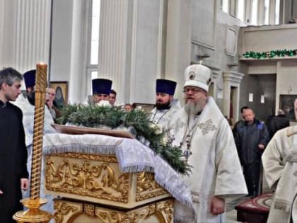 В Крещенский сочельник архиепископ Герасим возглавил богослужения в кафедральном соборе
