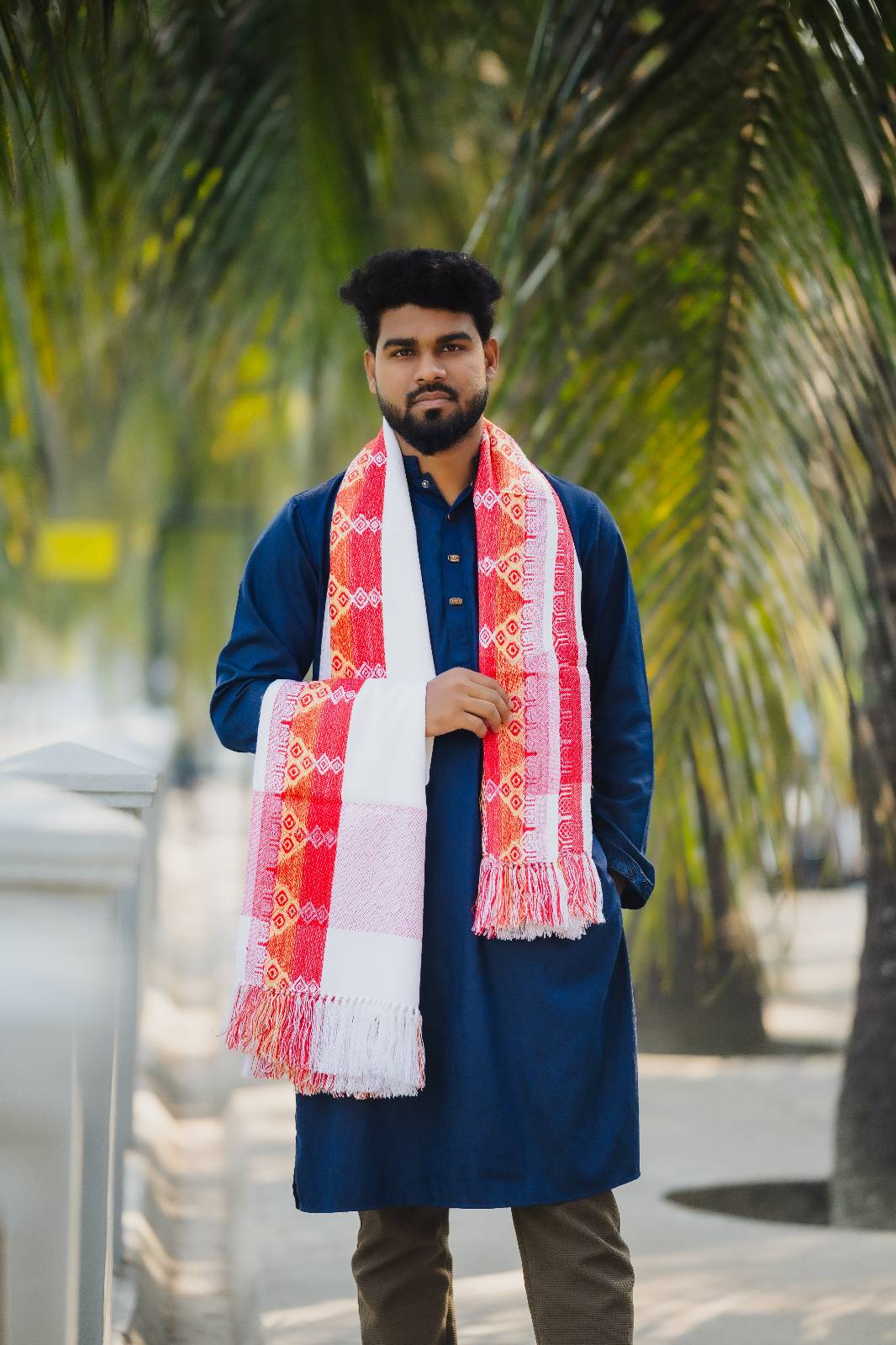 Premium White & Red Wool Shawl 2