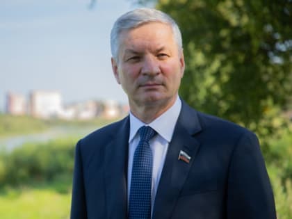 Уважаемые вологжане, дорогие земляки! Поздравляю вас с Днем народного единства!