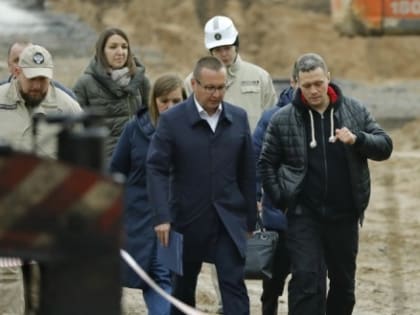 Филимонов требует ускорить стройку на улице Новгородской