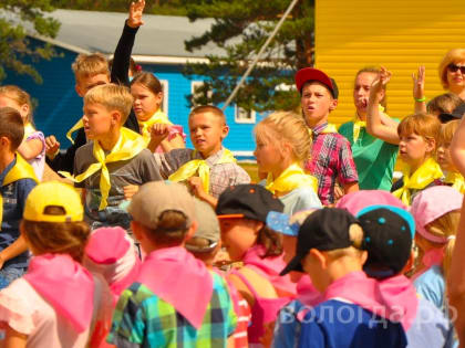 Более 20 тысяч детей смогут отдохнуть и пройти обучение в лагерях Вологодской области