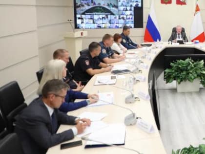 На низком старте: готовность школ оценили на комиссии по ЧС