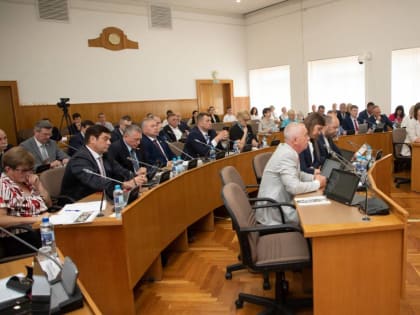 Поддержка фронта и исполнение народной программы: «Единая Россия» подвела итоги весенней сессии