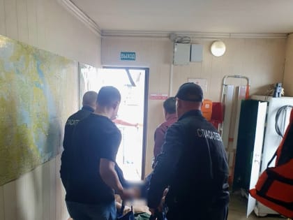 В Череповце мужчина чуть не умер во время рыбалки: он успел добраться до спасателей
