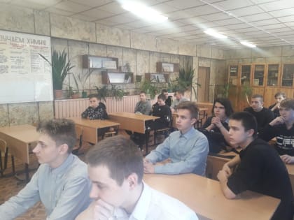 В Вологодском индустриально-транспортном техникуме обсудили деятельность сект в Вологодской области