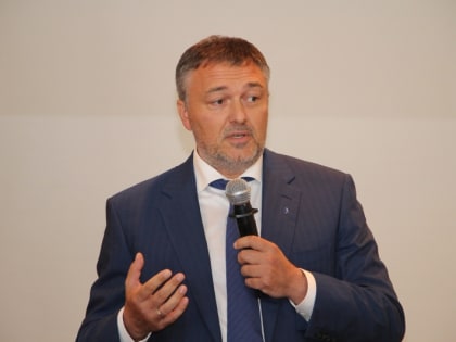 Роман Заварин поздравил вологодских газовиков с профессиональным праздником