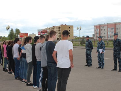 Сотрудники шекснинских колоний провели занятия с кадетами