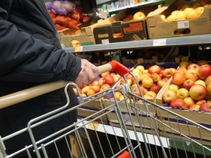 Череповчанин продавал украденные продукты