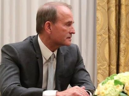 Зеленский лишил украинского гражданства кума Владимира Путина и еще трёх депутатов
