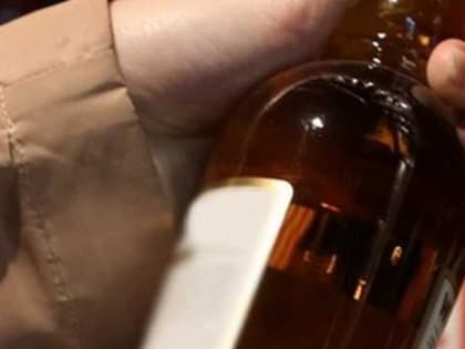 Вологжанин, выпив спиртное с полки прямо в магазине, прошел мимо кассы