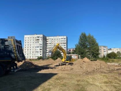 Строительство двух пришкольных стадионов началось в Череповце