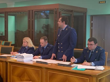 Суды перетягивают информационное одеяло на себя