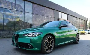 Alfa Romeo  Giulia 2.0 Turbo Intensa Q4 aut