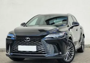 Lexus RX RX 450h+ Omotenashi